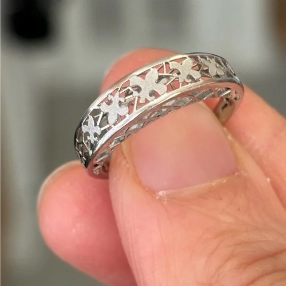 14k ring - Picture 2 of 3